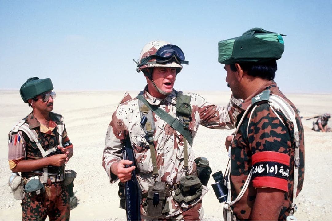 M1ヘルメットチョコチップ迷彩カバー - メルカリ