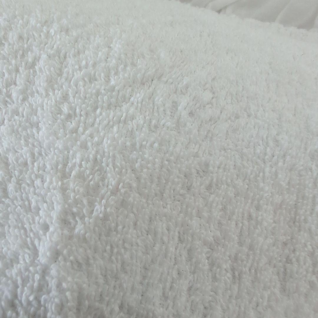 ④ヒスクローネhischroneリボン ベッドカバー白ピンク花タオルケット