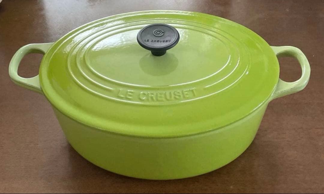 LE CREUSET オーバル25cm グリーン ル・クルーゼ鍋　両手鍋