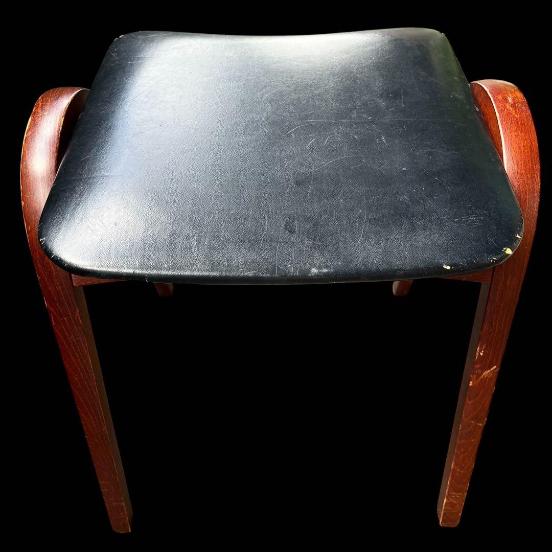 秋田木工 IDC大塚 No.202 剣持勇 スタッキングスツール 黒