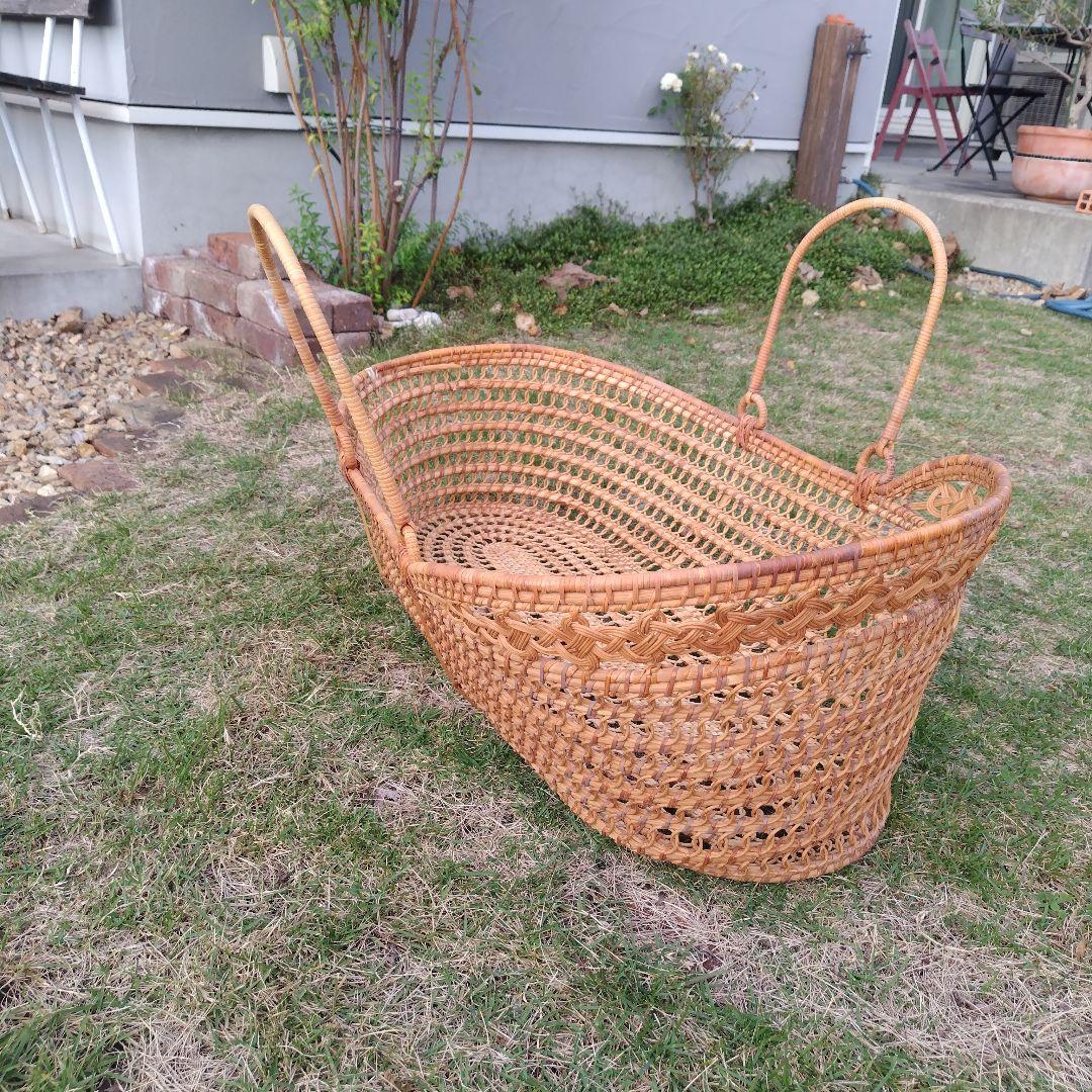 アンティーク ベビーバスケット 昭和レトロ 日本製 ラタン 籐 かご ゆりかご