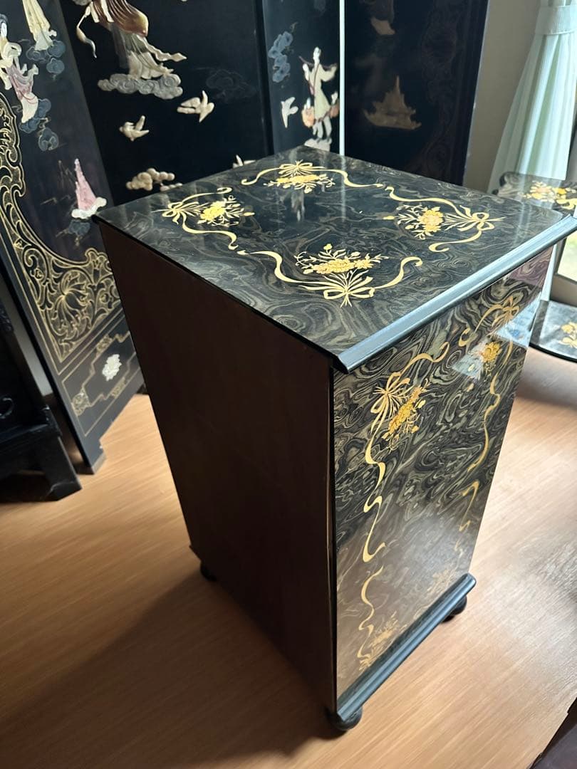 イタリア製 象嵌細工 ロココ調キャビネット 木製3引き出し付き