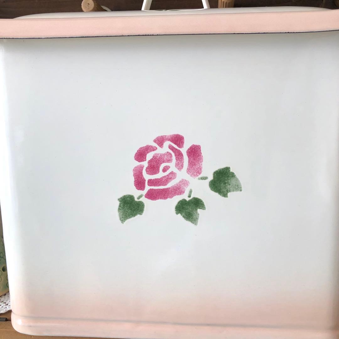 平成レトロ　マニーローズ　ホーロー容器　ミディS 廃盤品