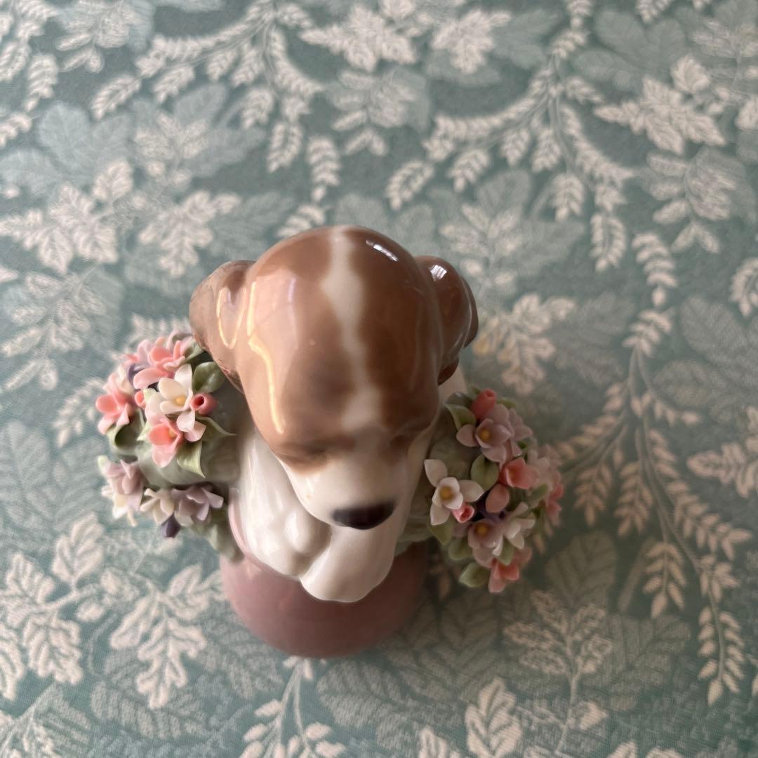 お値下げしました。　リヤドロ　仔犬とお花