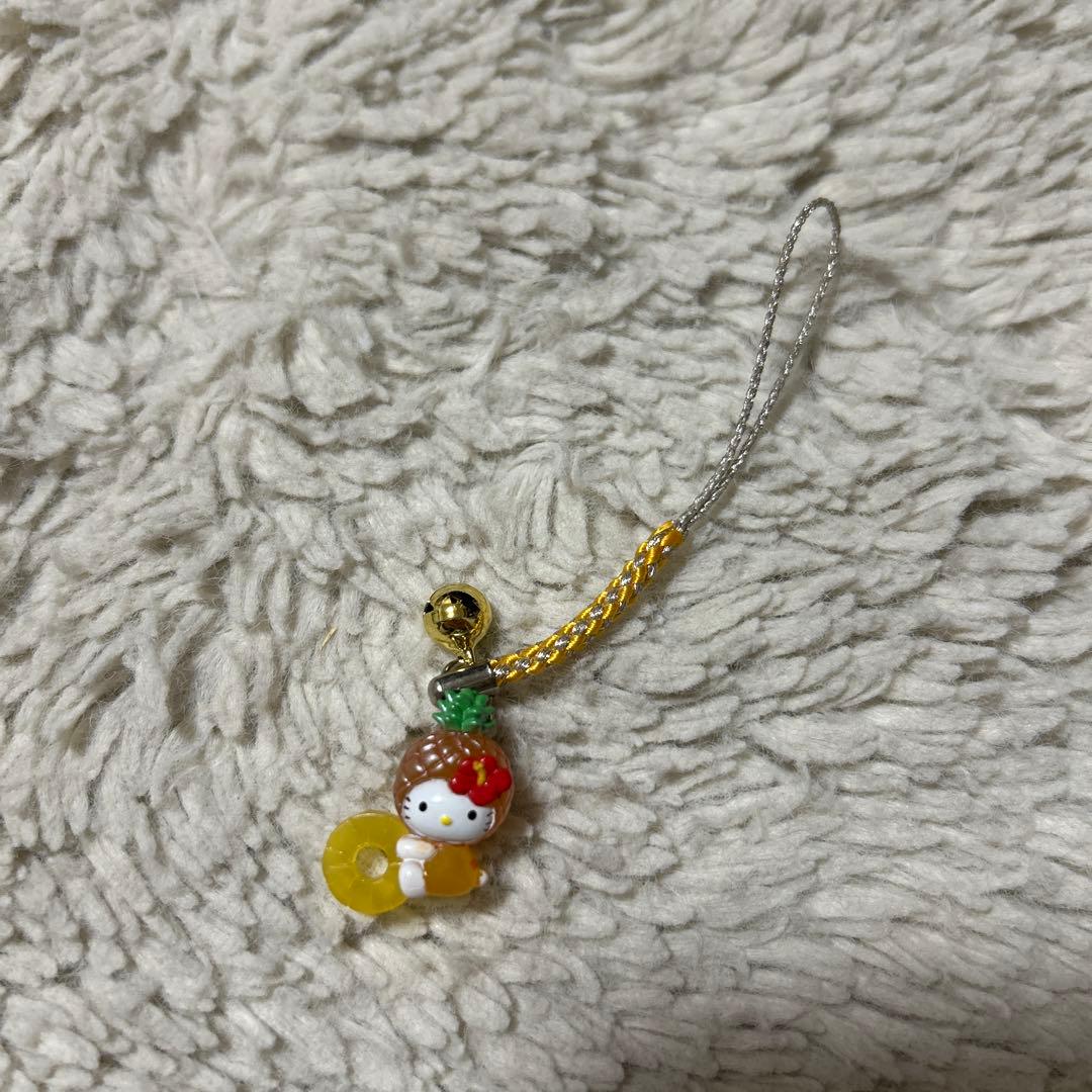 ご当地キティちゃん 沖縄 ストラップ - メルカリ