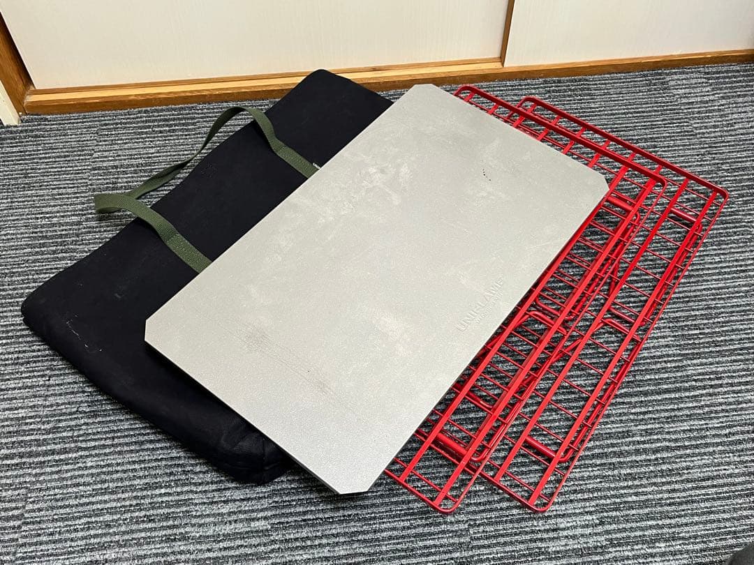 ユニフレーム フィールドラック赤2枚・ステン天板・専用ケース 4点セット 中古