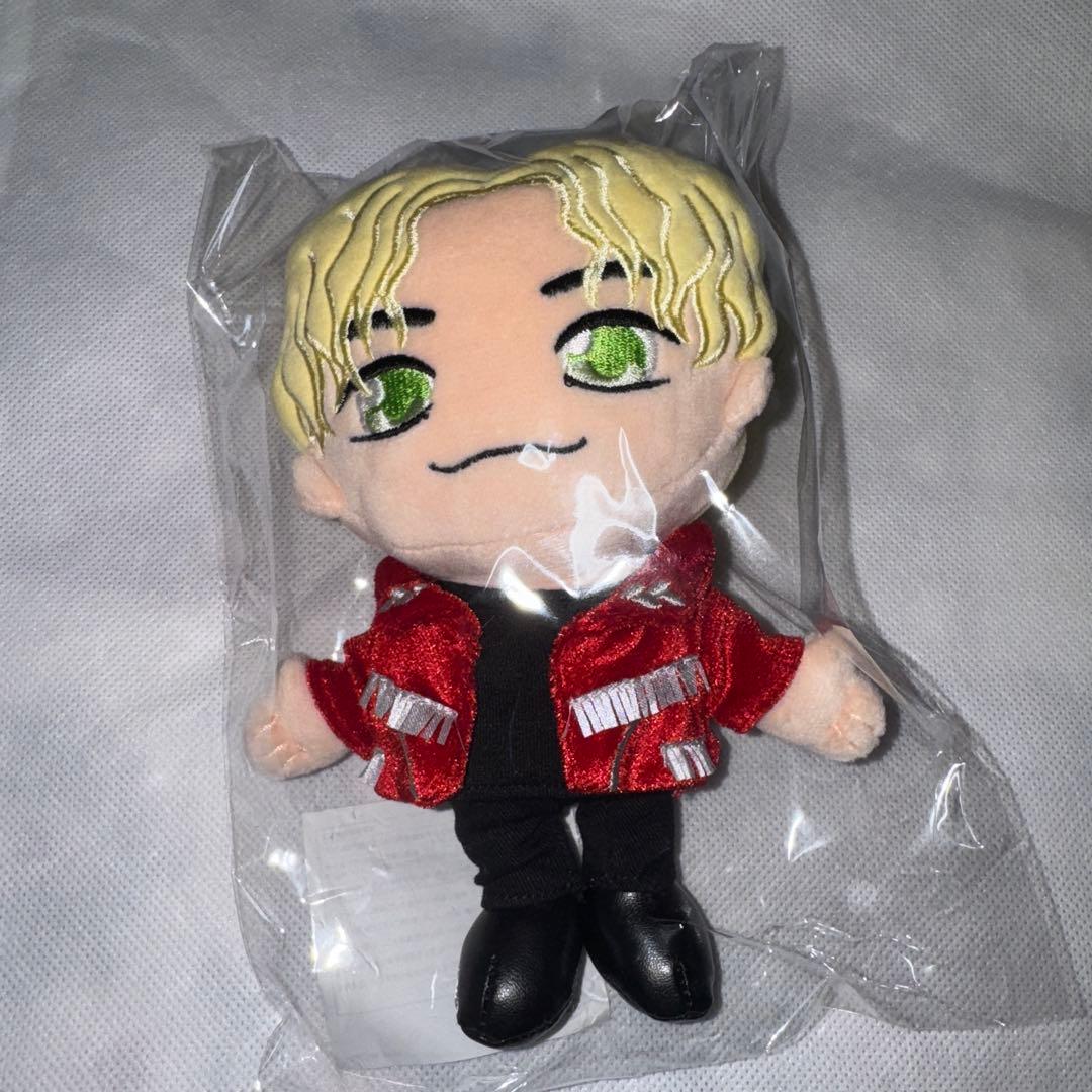 TREASURE くじ ジェヒョク ぬいぐるみ - メルカリ