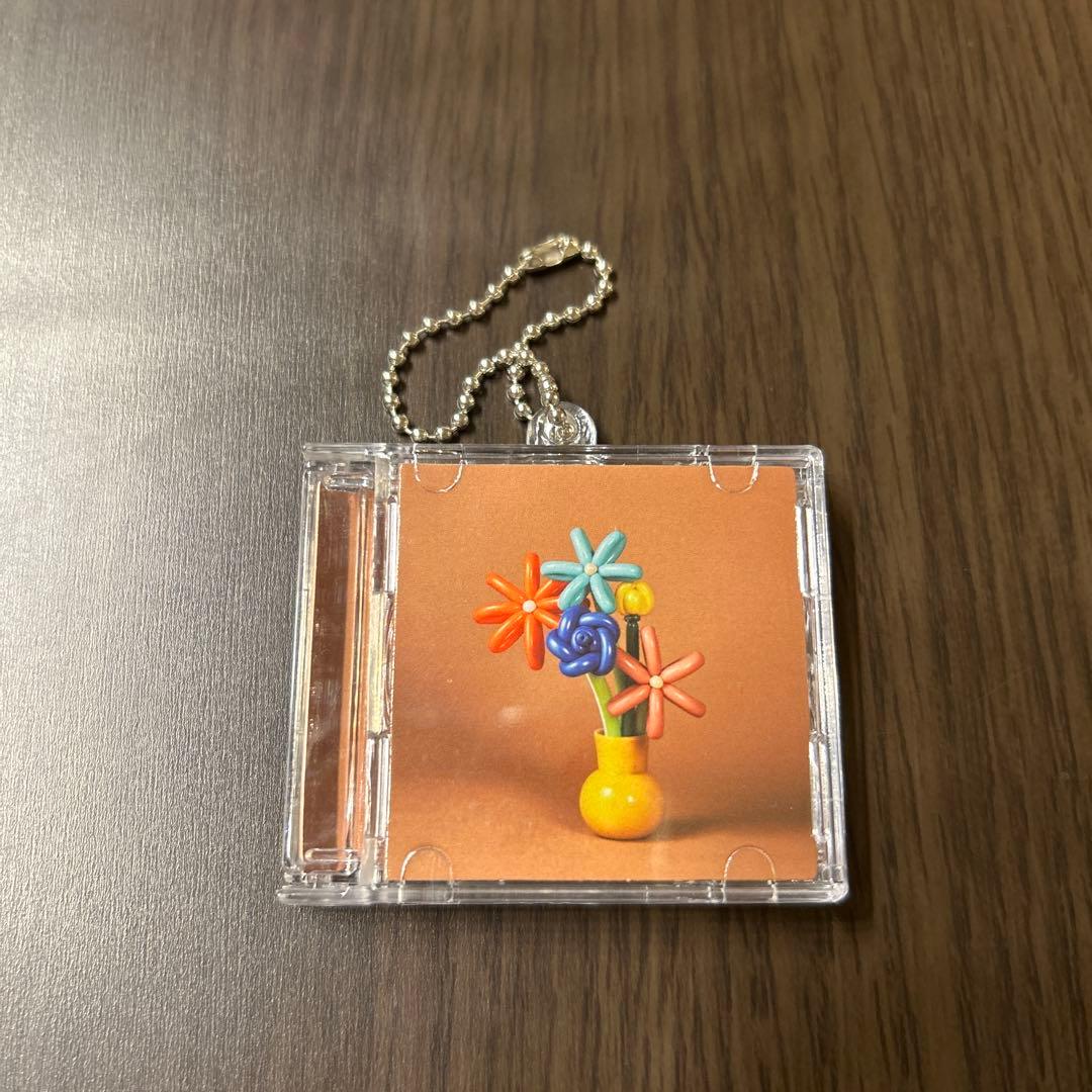 マカロニえんぴつ ハッピーエンドへの期待は CD風キーホルダー - メルカリ