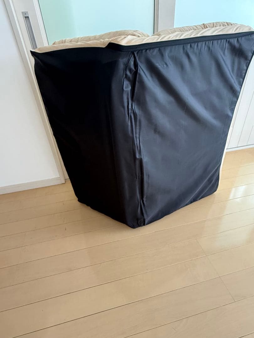 リクライニング　ローソファー