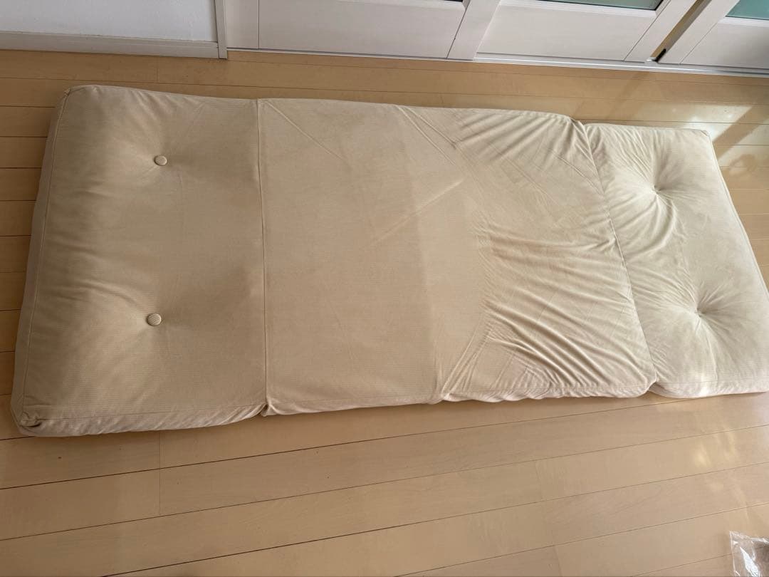 リクライニング　ローソファー