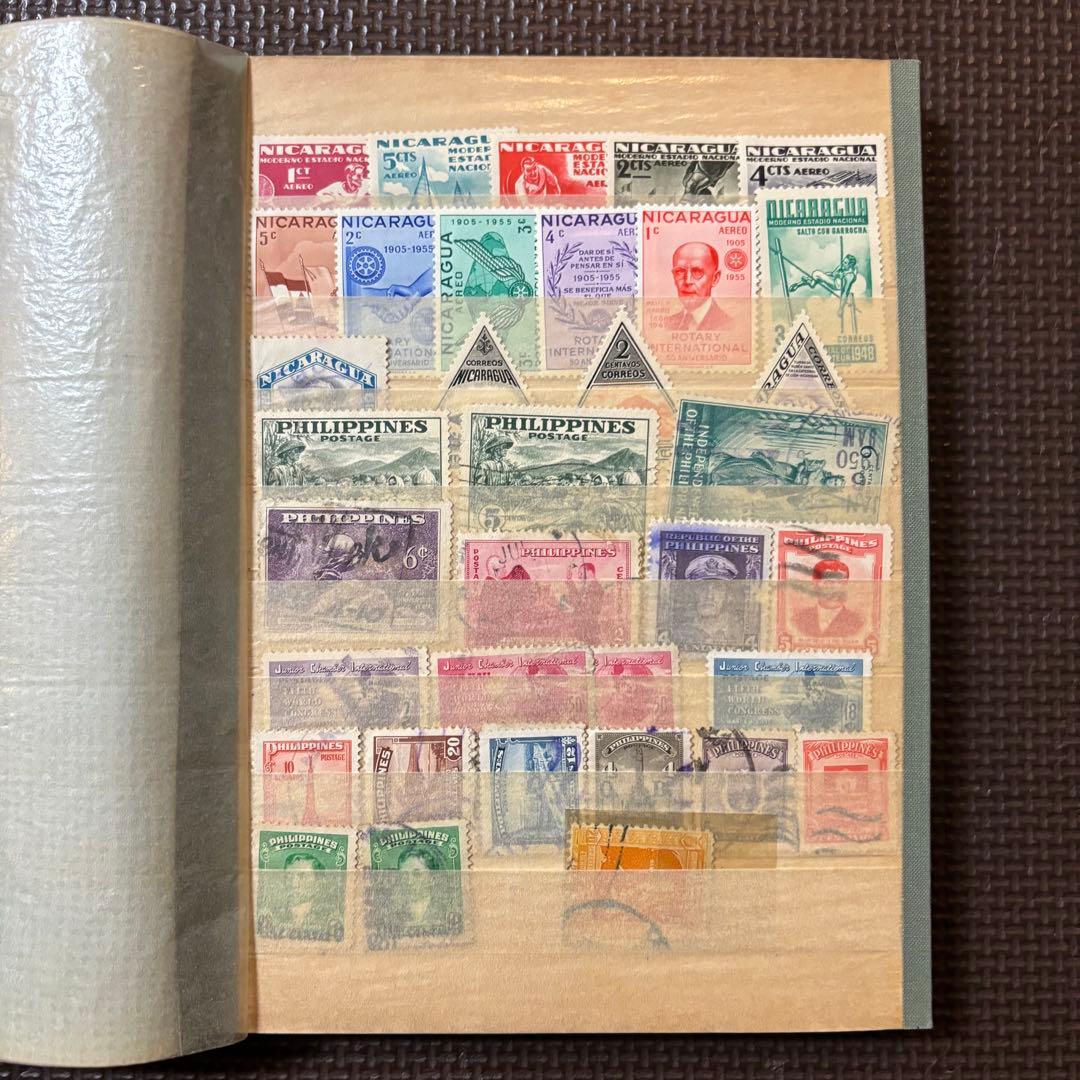 海外切手　まとめ　コレクションブック　12ページ