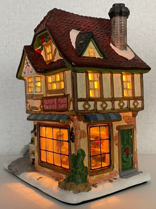 ミニチュア　ドールハウス　ライト　　　　　「雑貨屋さん」