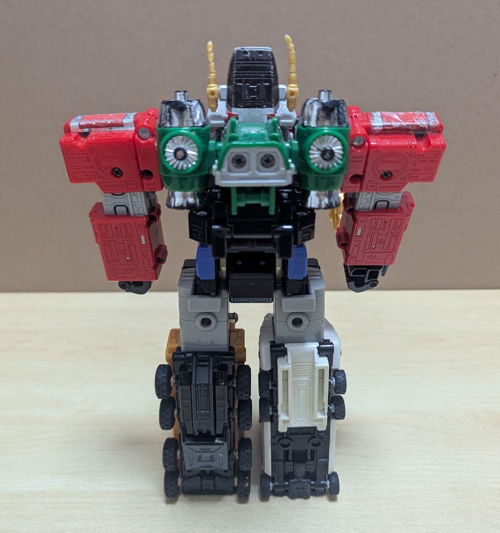 バンダイ DX超合金 救急戦隊ゴーゴーファイブ 緊急合体ビクトリーロボ