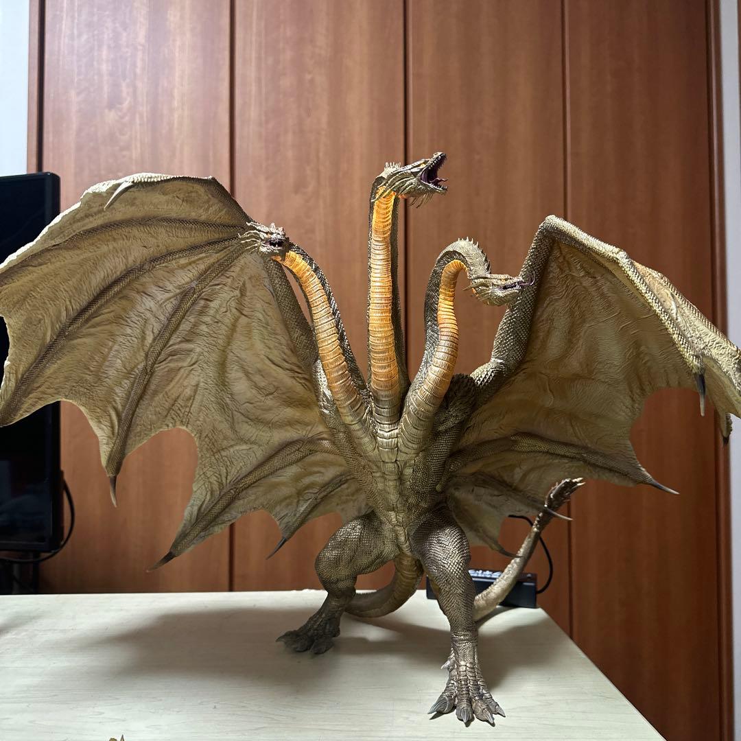 東宝大怪獣シリーズ キングギドラ2019(少年リック限定版) - メルカリ