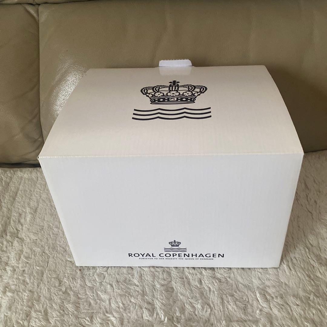 ✨新品・未使用品✨ブルーフルーテッド プレイン ティーポット 700ml