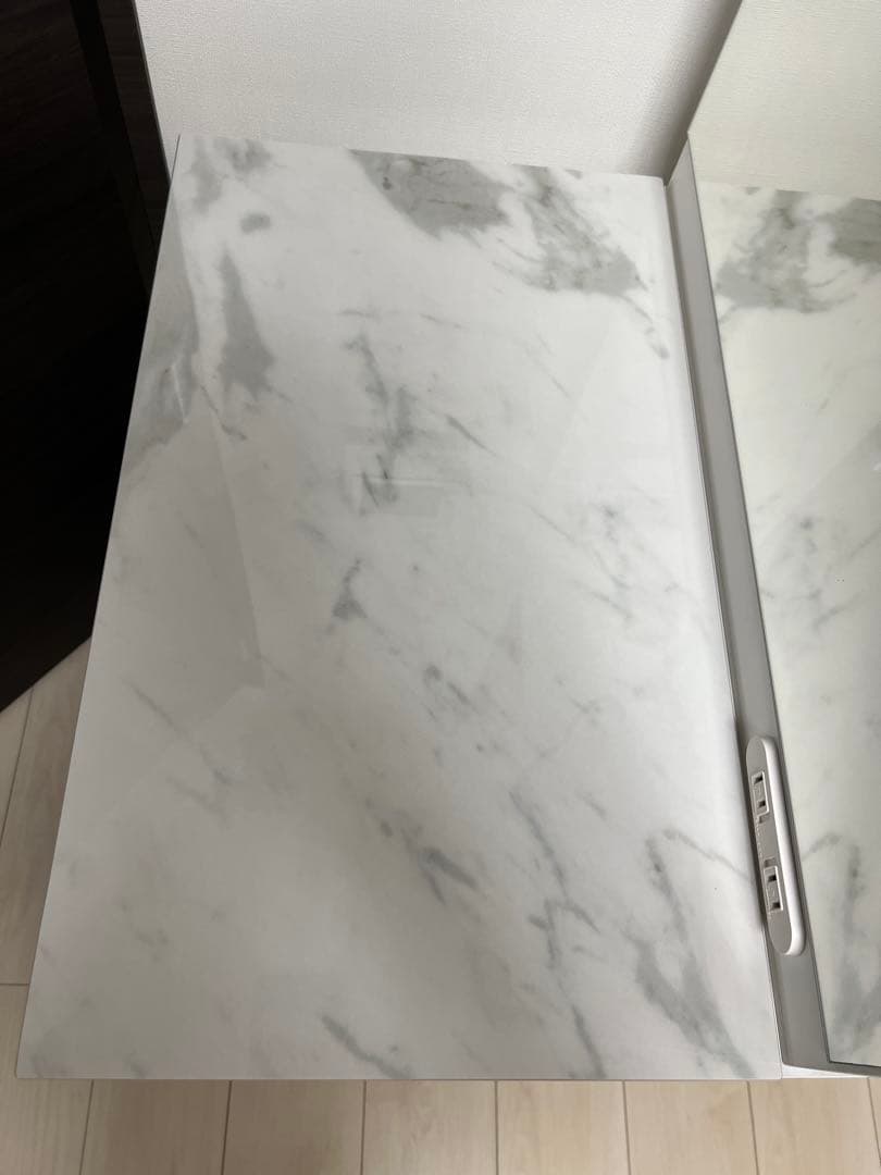 ホワイトドレッサー・鏡台(引き取りの場合は1万円)