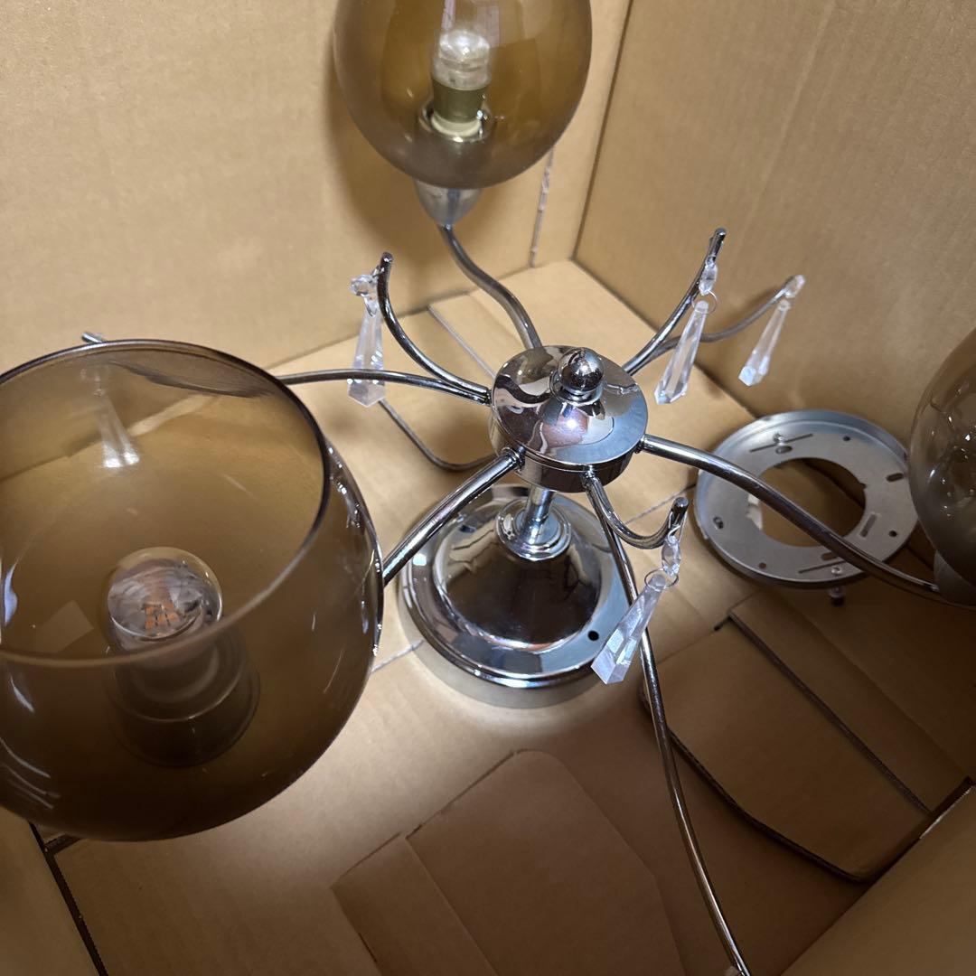 IDC大塚家具のシャンデリア　スモークガラス シャンデリア　イタリア製