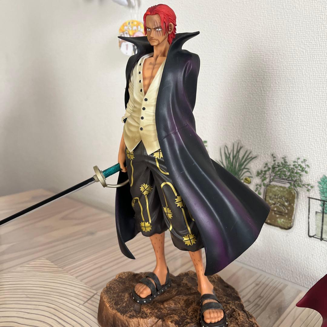 ワンピース フィギュア シャンクス ミホークセット - メルカリ
