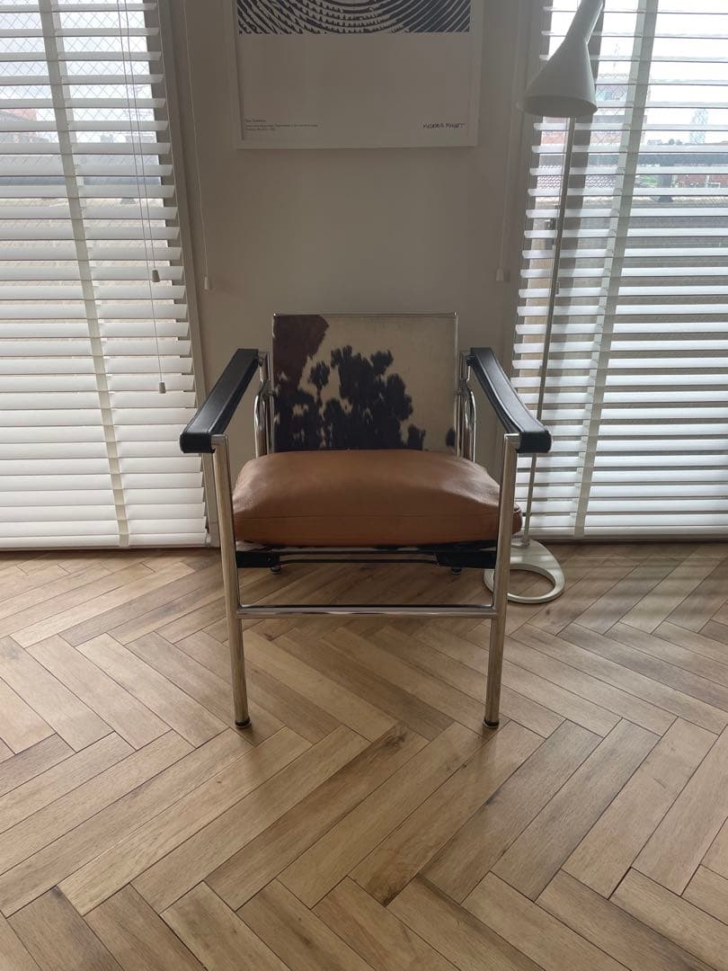 LC1 ルコルビジェ　スリングチェア　リプロダクト　LEATHER FORM製