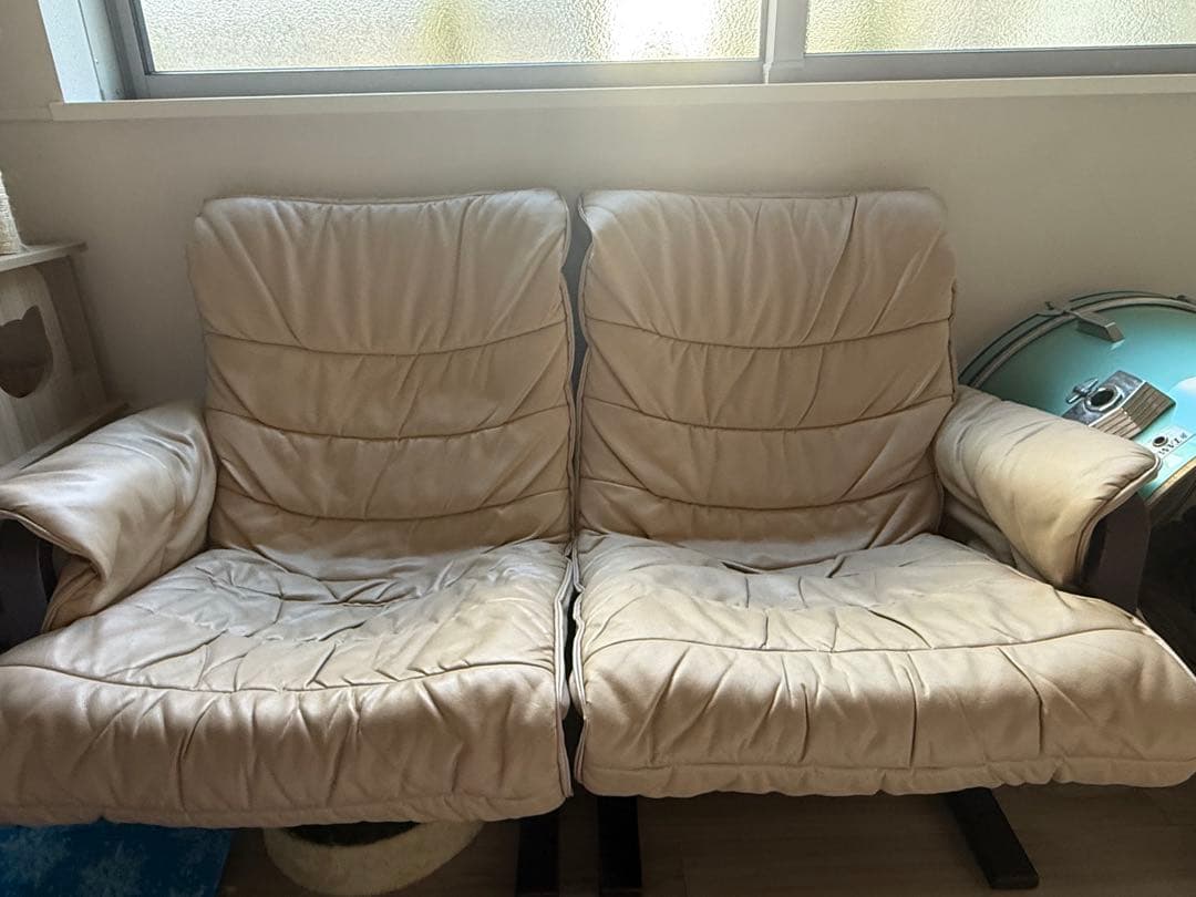 ベージュ 富士ファニチャー 2人掛けレザーソファ 富士ファニチァ