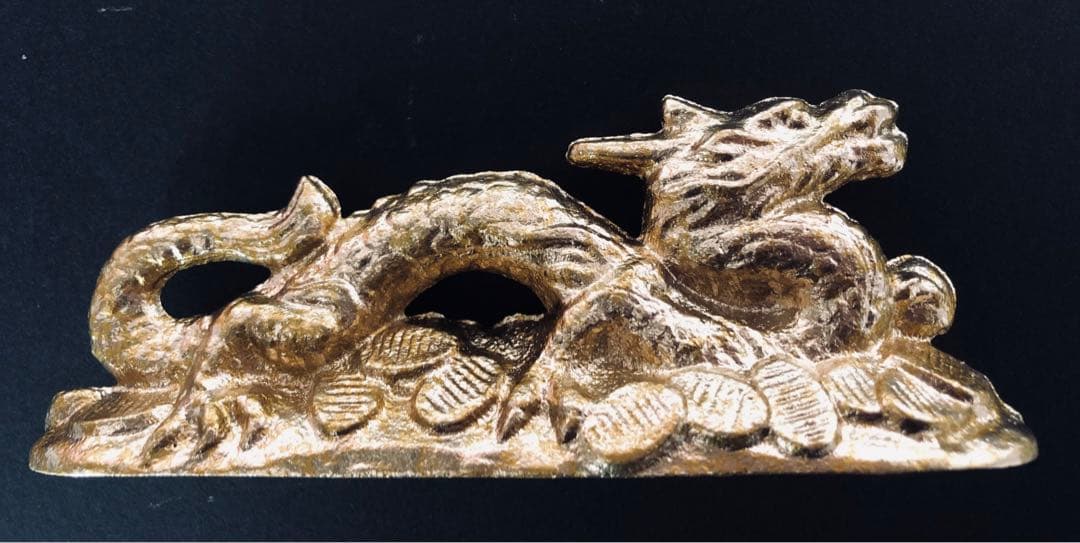置物　龍　金　縁起物　文鎮