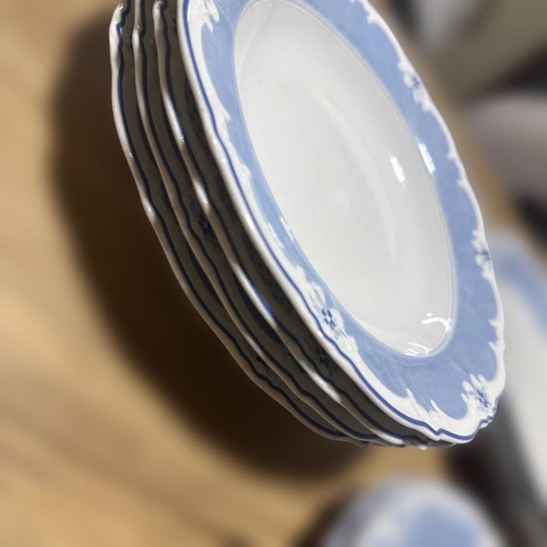 フッチェンロイター 青色花模様の食器セット