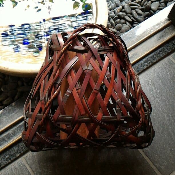 竹籠★アンティーク 壁掛け 古民家 レトロ ナチュラル 湘南スタイル 工芸 粋