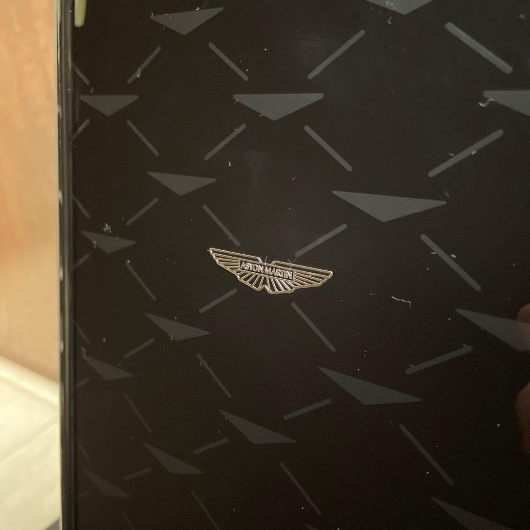 Aston Martin ロゴ入り収納ボックス
