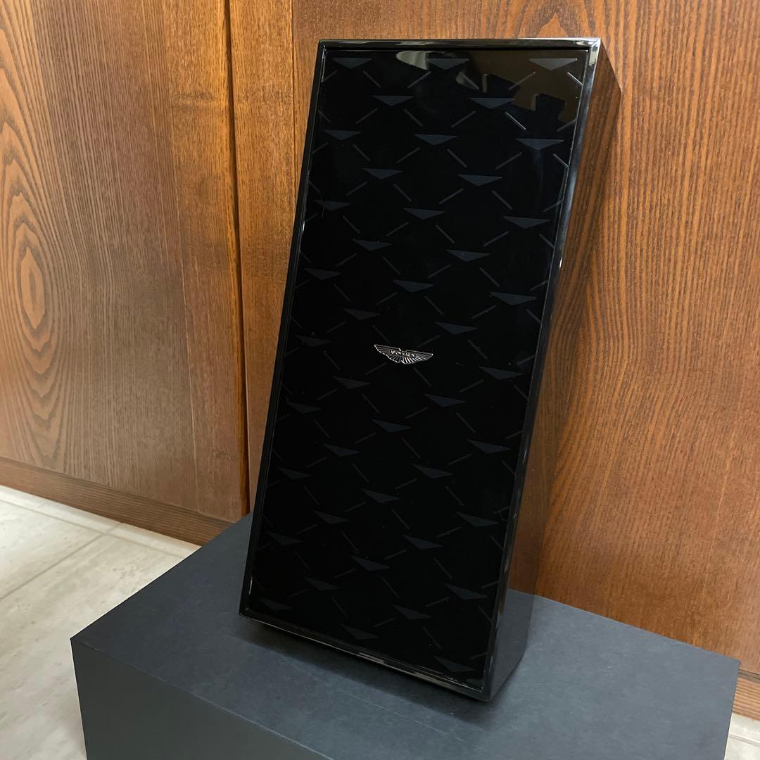 Aston Martin ロゴ入り収納ボックス