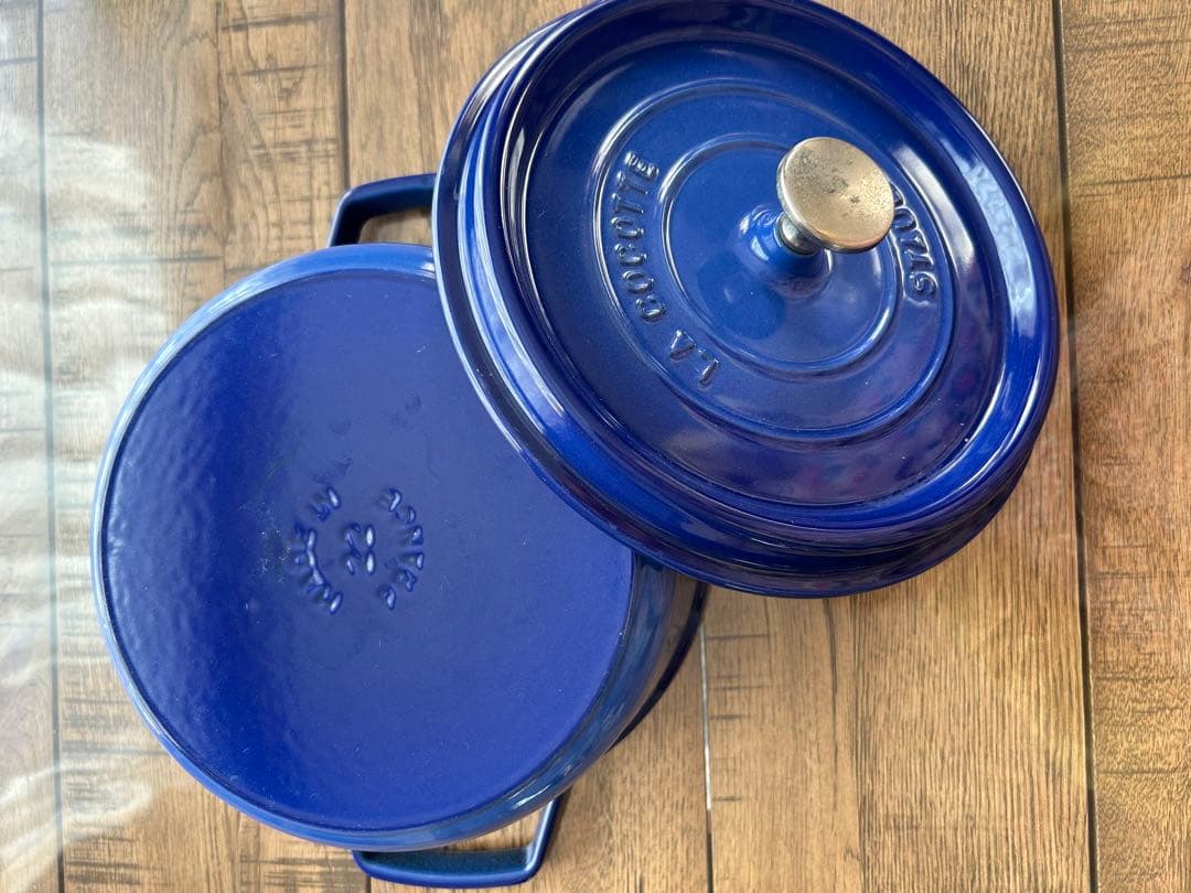 ❤️STAUBストウブ　ココットラウンド青色22cm両手鍋