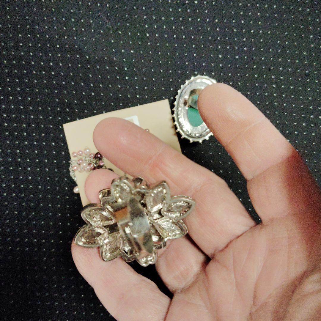 JLO ビーズチェーン付きピアス