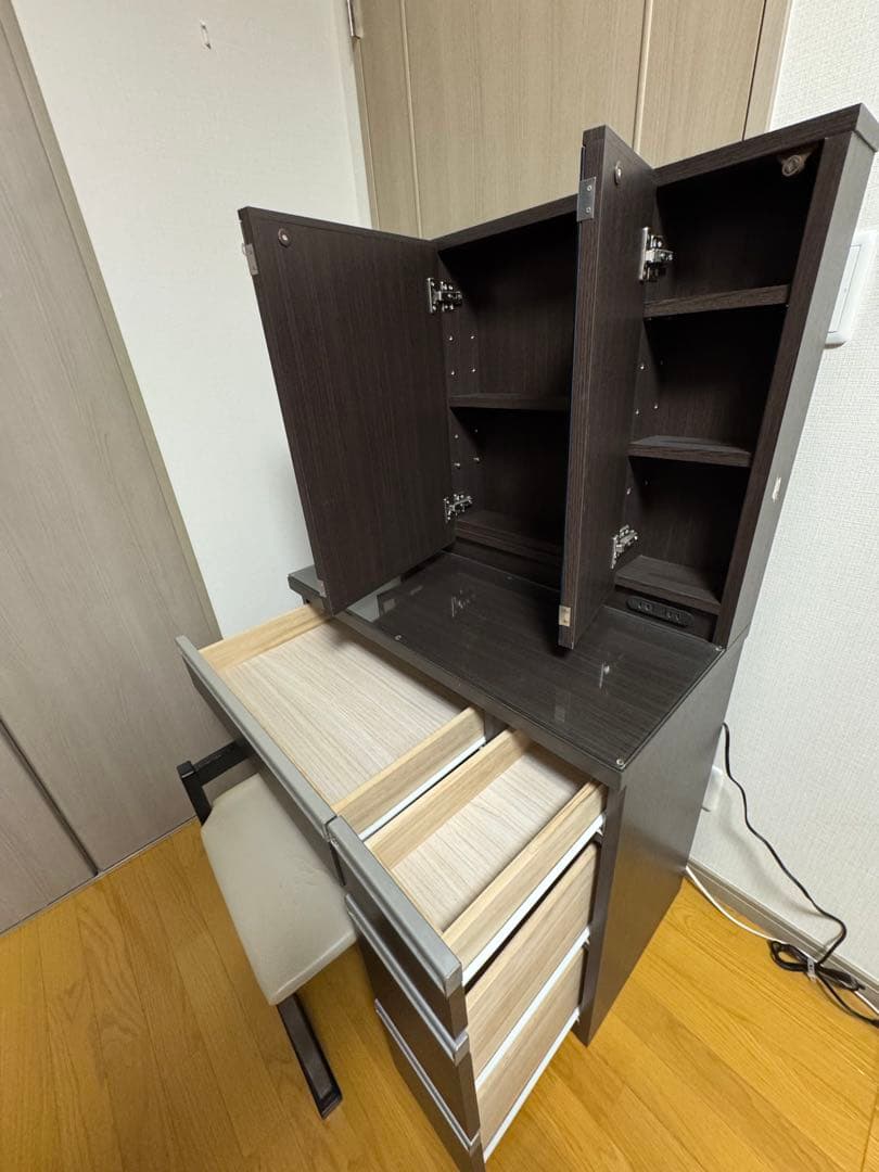 ニトリ　三面鏡ドレッサー