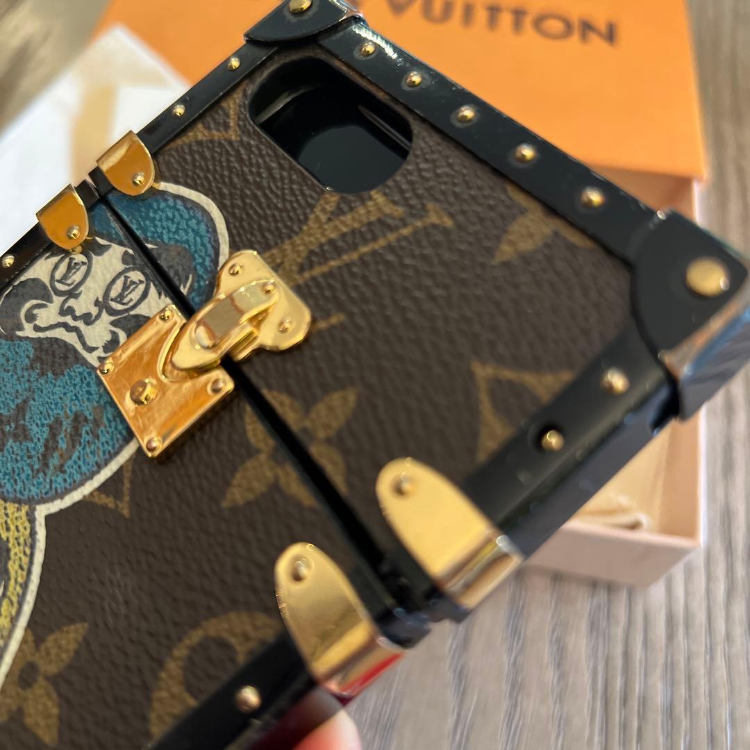 家具・インテリア iPhone case