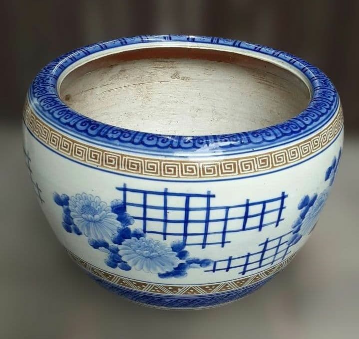 特大　火鉢睡蓮鉢・メダカ鉢・水草