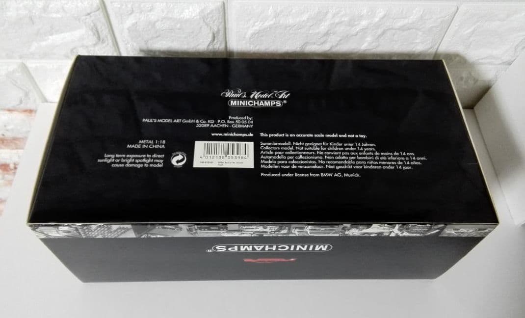 《ミニカー》★BMW『M3 GTR'STREET'2001』1/18☆深い赤色