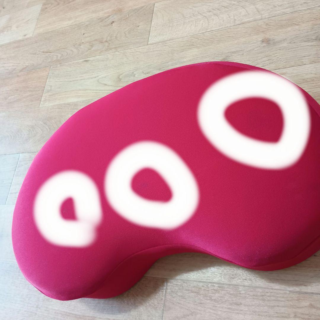 あぐらクッション 4個（赤2個　茶1個　紺1個）