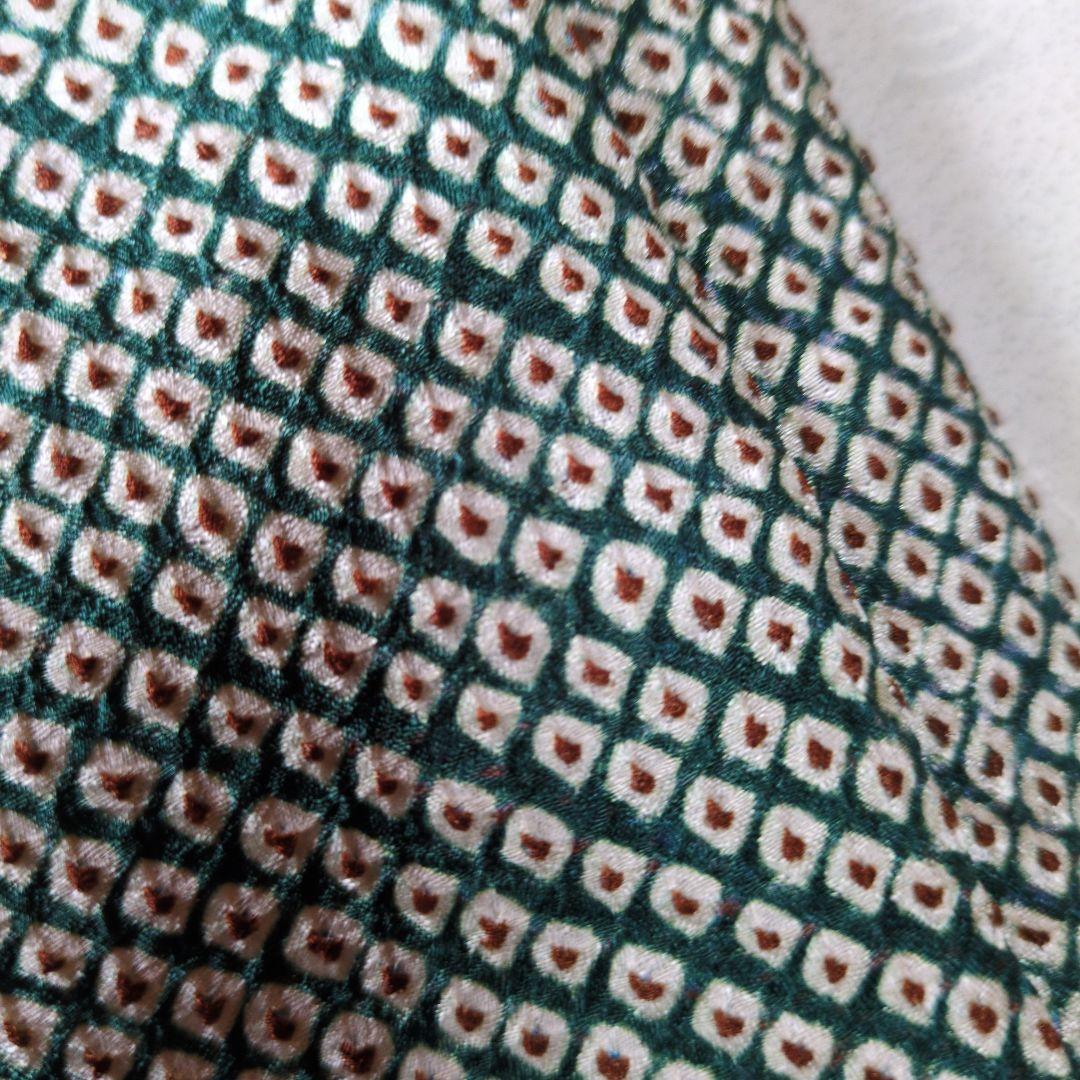 七五三３歳正絹総絞りの被布（モス・グリーン系）中綿無し