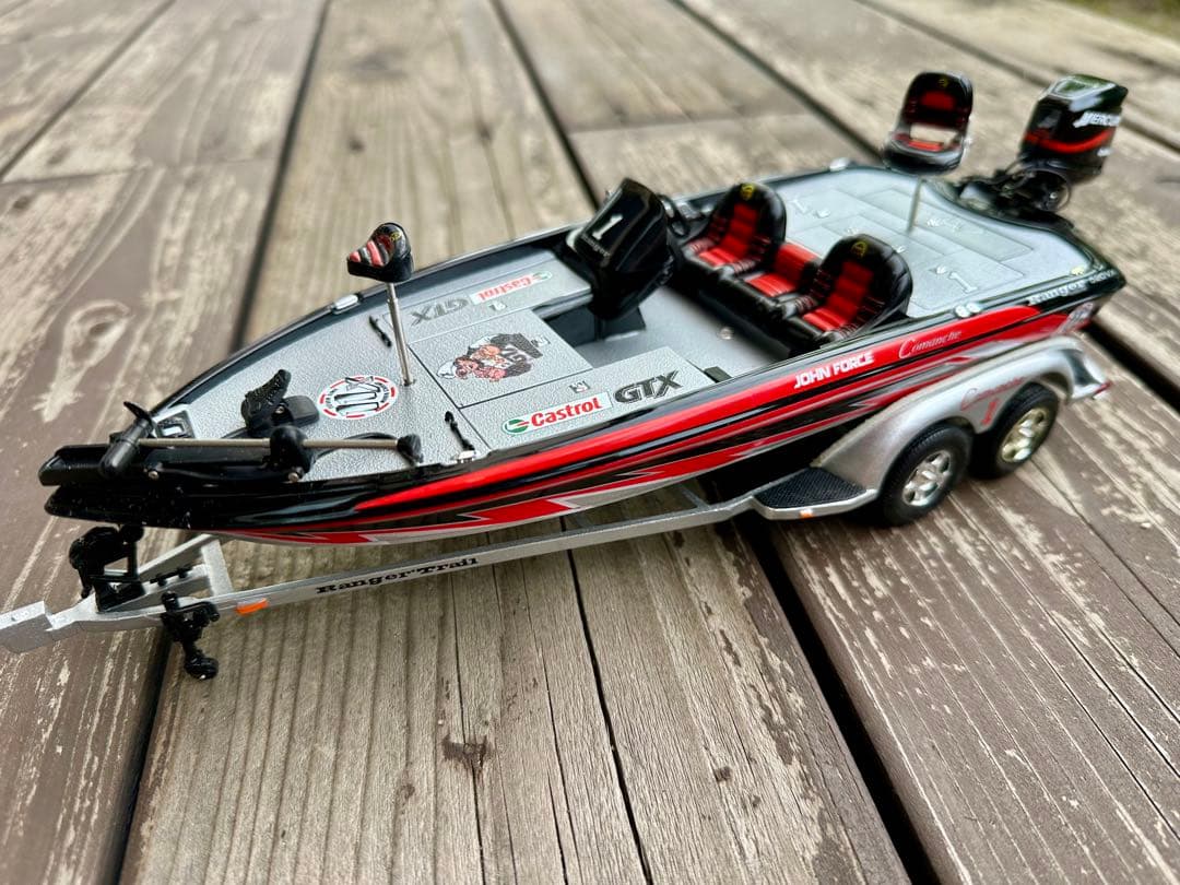 レンジャー 520VX 1/24 ダイキャスト模型 CASTAWAY バスボート - メルカリ