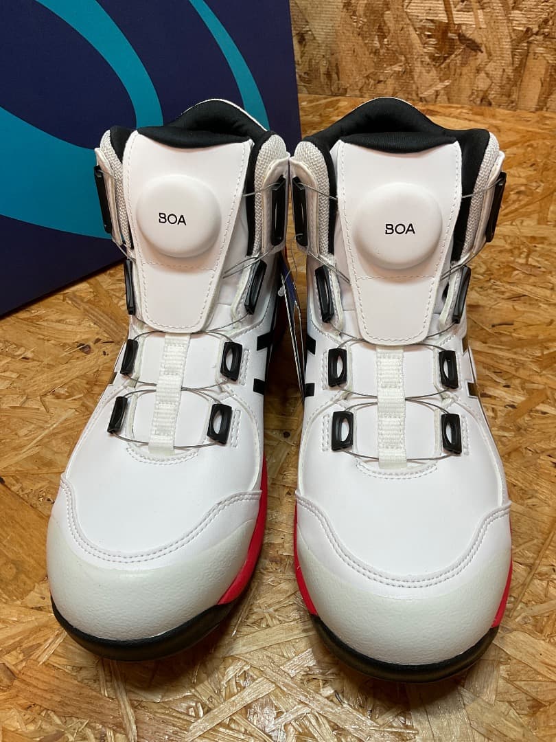 未使用 asics WINJOB CP304 BOA 安全靴 24.5 WIDE