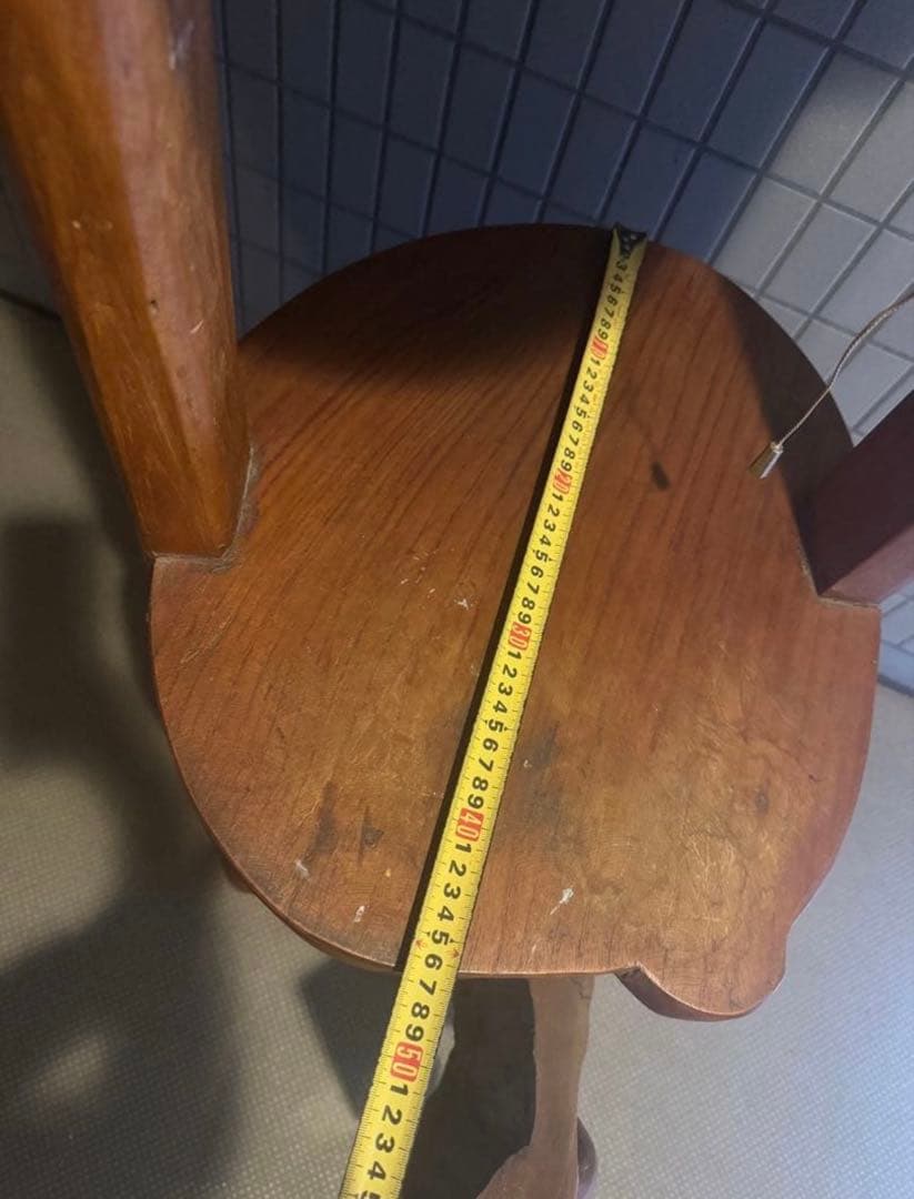 木製ランプスタンド付きテーブル