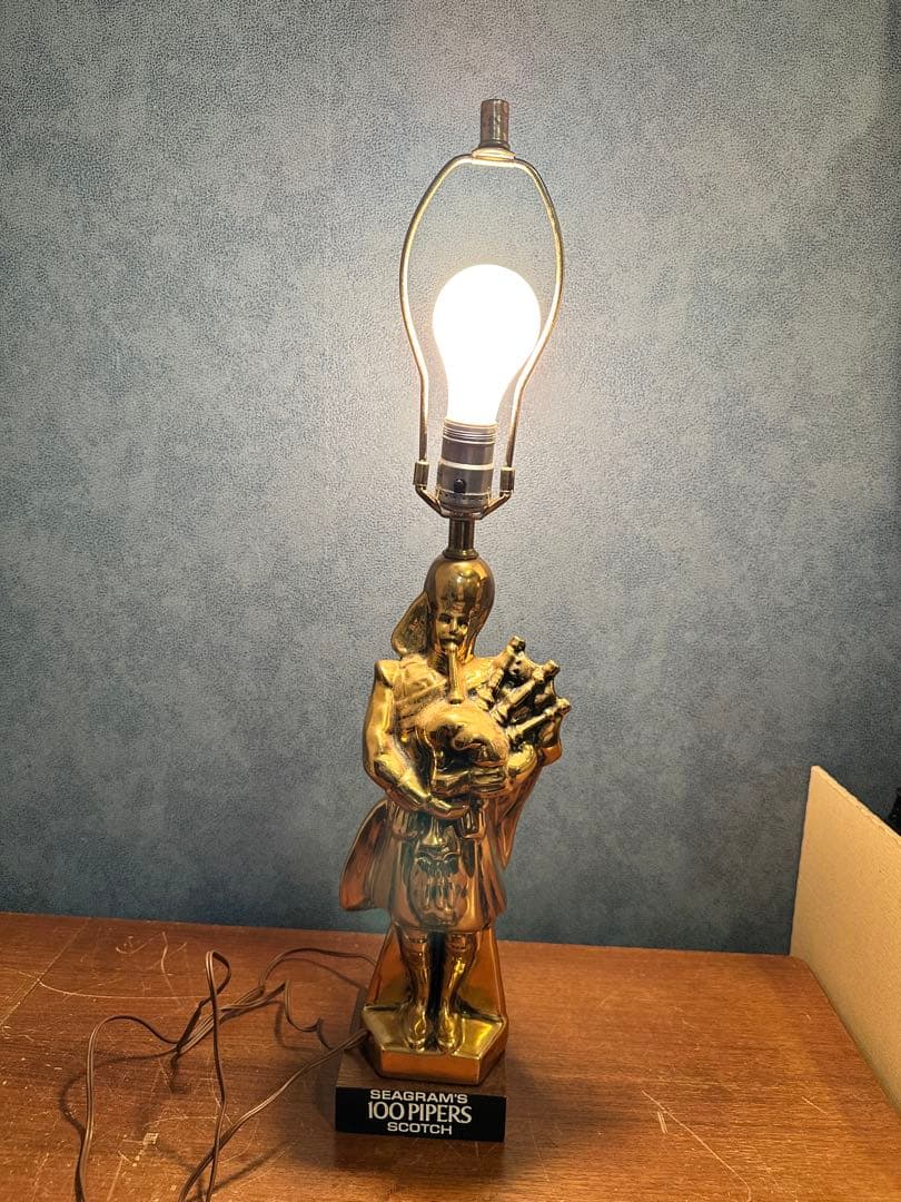 ヴィンテージ　Seagram's 100 Pipers テーブルランプ