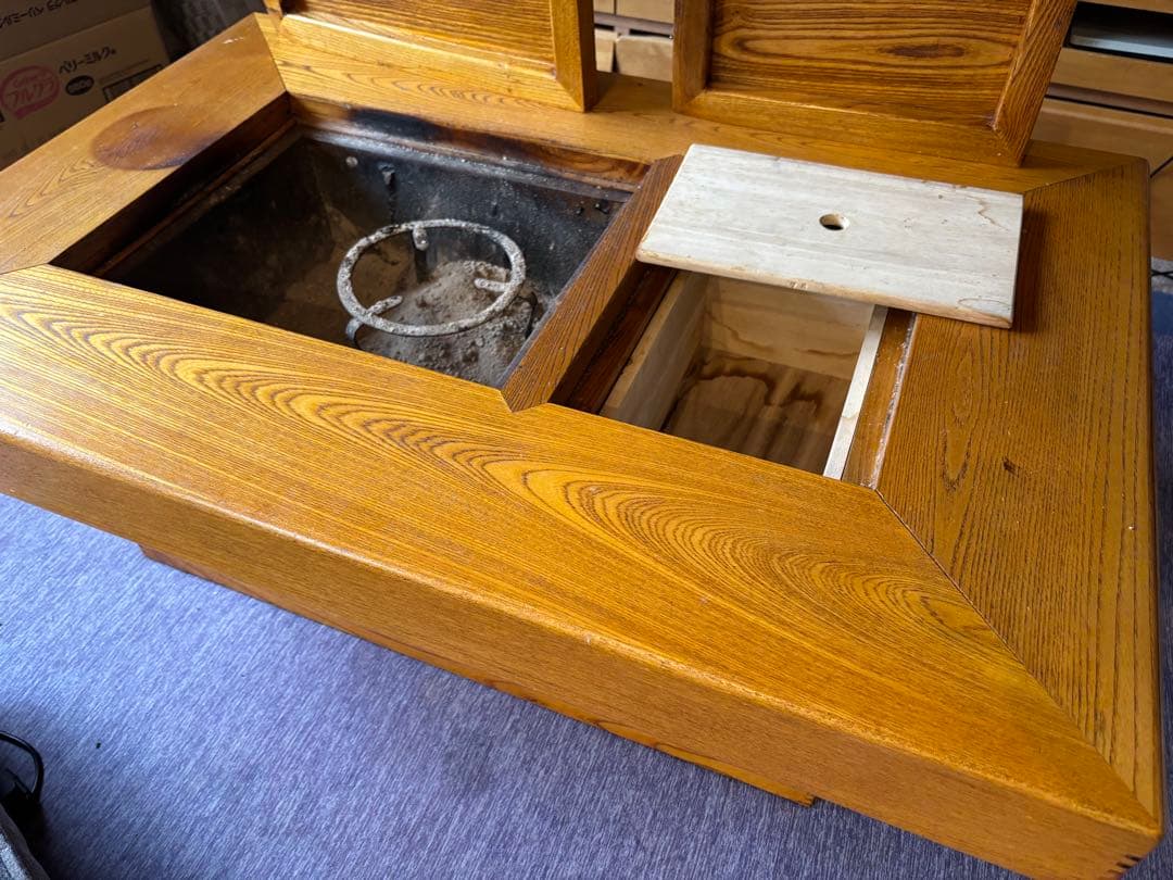 ウサちゃん　囲炉裏　関西火鉢　座卓　木製 ローテーブル 和室 テーブル