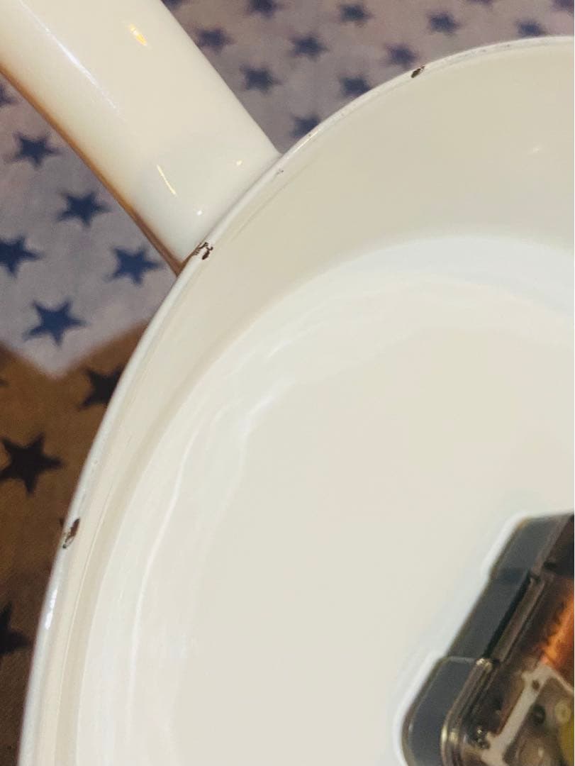 イマン　スカーレットローズ　※時計壊れあり ホーローフライパン型掛け時計