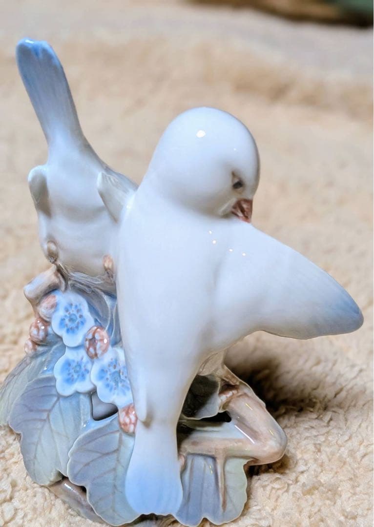 ロイヤルコペーハーゲン　イヤーフィギリン 陶器製 小鳥の置物 2羽