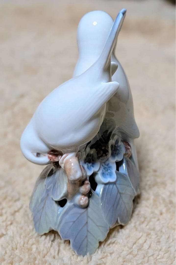 ロイヤルコペーハーゲン　イヤーフィギリン 陶器製 小鳥の置物 2羽