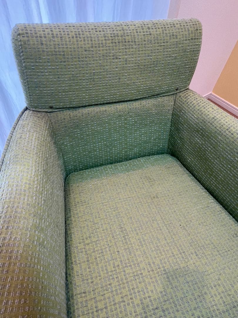 ligne roset/リーンロゼ　小ぶりで可愛い　1Pソファ