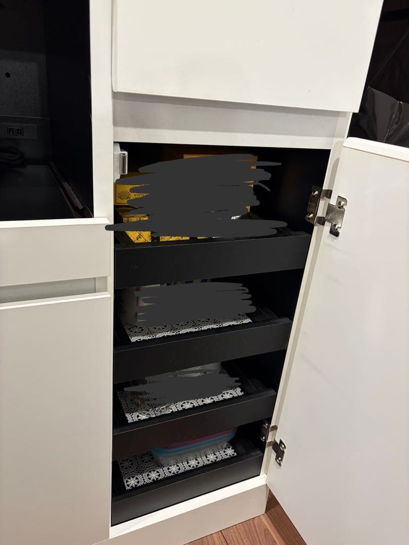 【値下げ】食器棚　カップボード　ブラックxホワイト