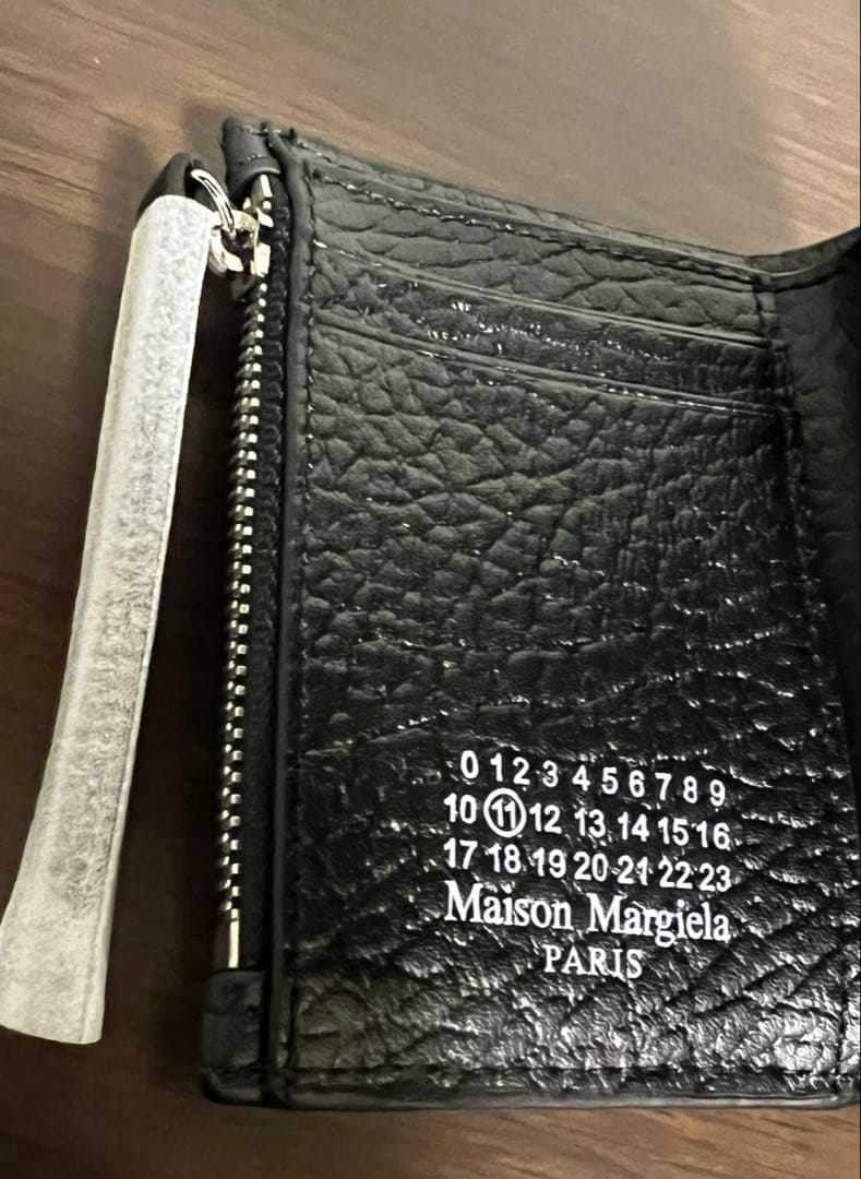 メゾンマルジェラ 財布