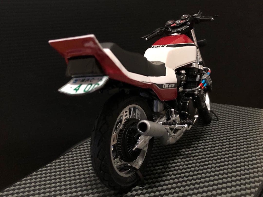 アオシマ HONDA CBX400F プラモデル完成品 赤トリコ - メルカリ