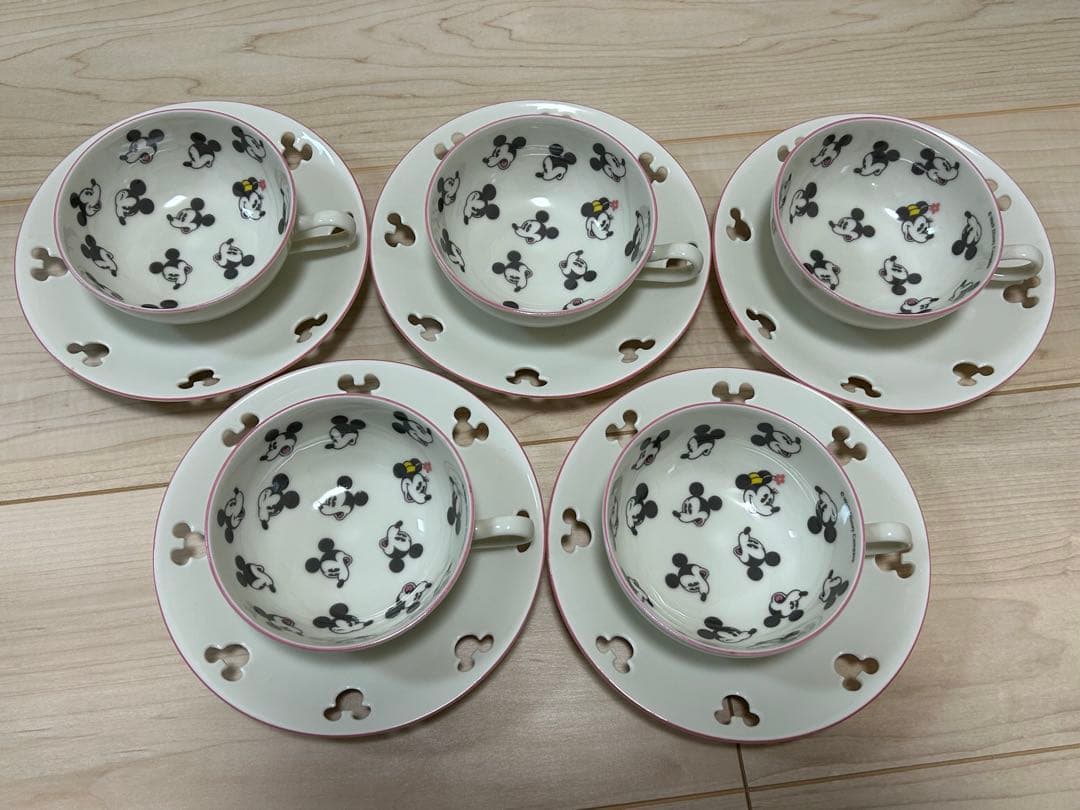 ディズニー食器セット
